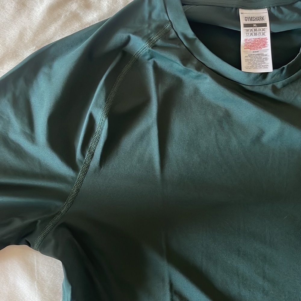 Gymshark Element Baselayer T-Shirt - Dark Green - Picture 6 of 8